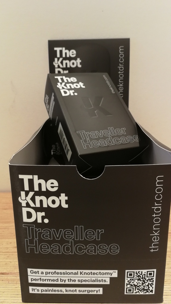 The Knot Dr. EVA Etui Box 9 headcases met display